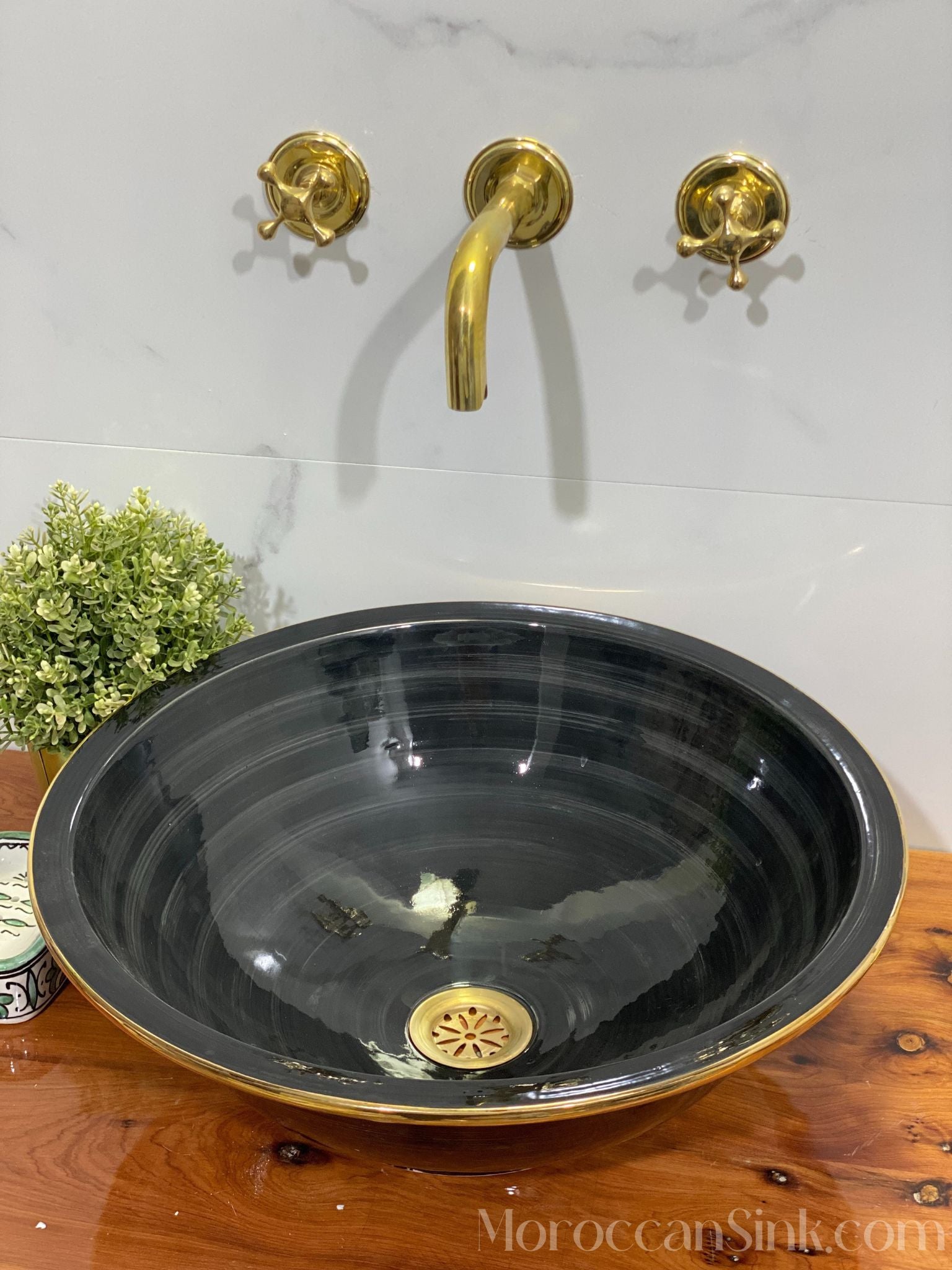 Gold Rim & Ceramic Bathroom Sink|Morroccansink